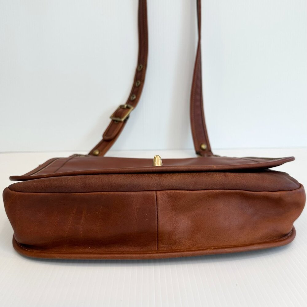 COACH 65th Anniversary Crescent Hippie Crossbody Whiskey Leather RARE - Picture 7 of 16